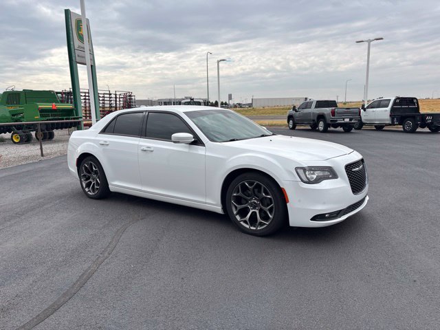 Used 2017 Chrysler 300 S w/ 300S Premium Group 2 RWD image 3