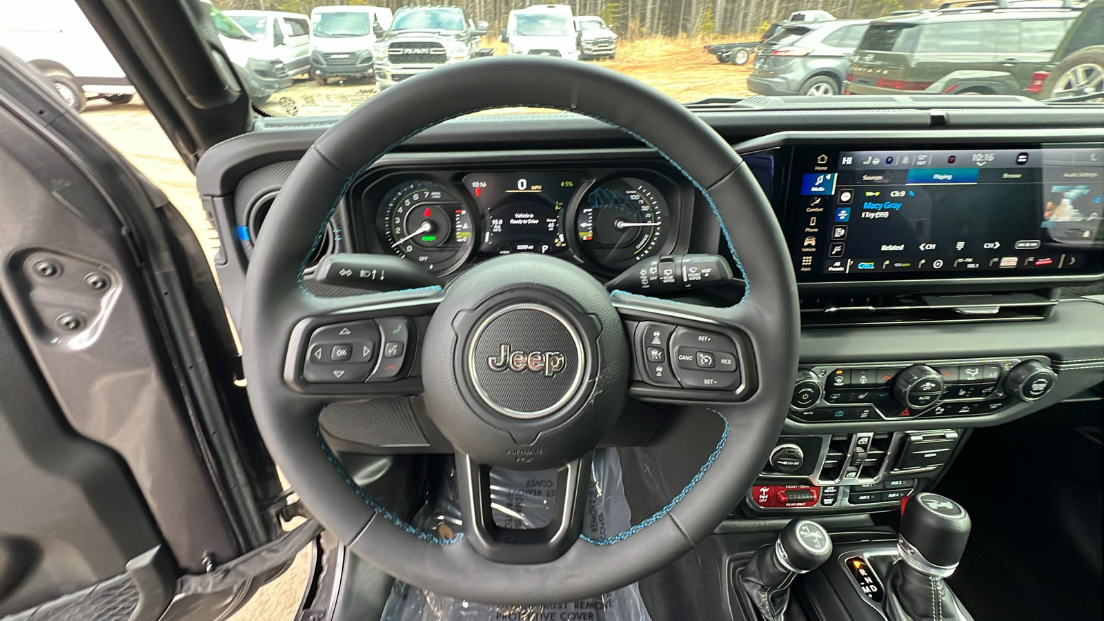 Used 2025 Jeep Wrangler Unlimited Rubicon 4xe w/ Safety Group image 26