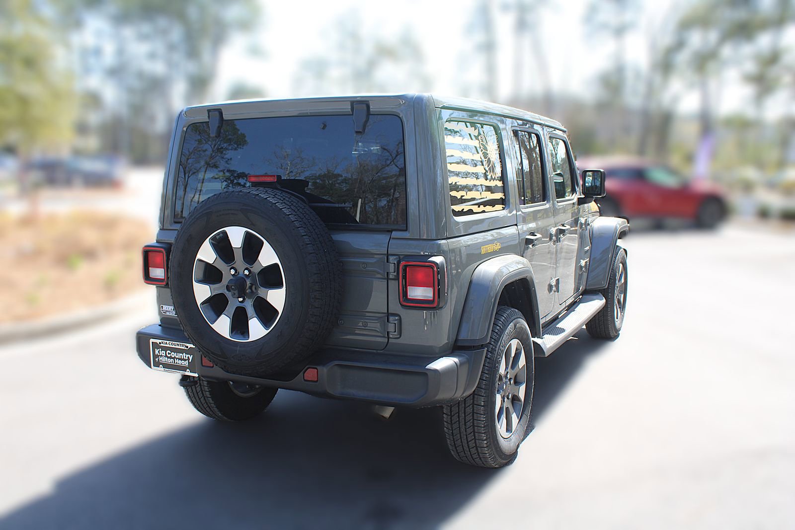 Used 2022 Jeep Wrangler Unlimited Sahara w/ Cold Weather Group image 12