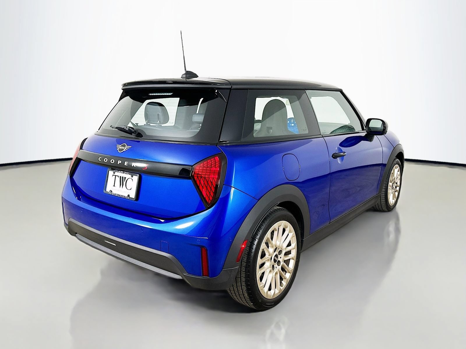 Certified 2026 MINI Cooper S FWD image 5