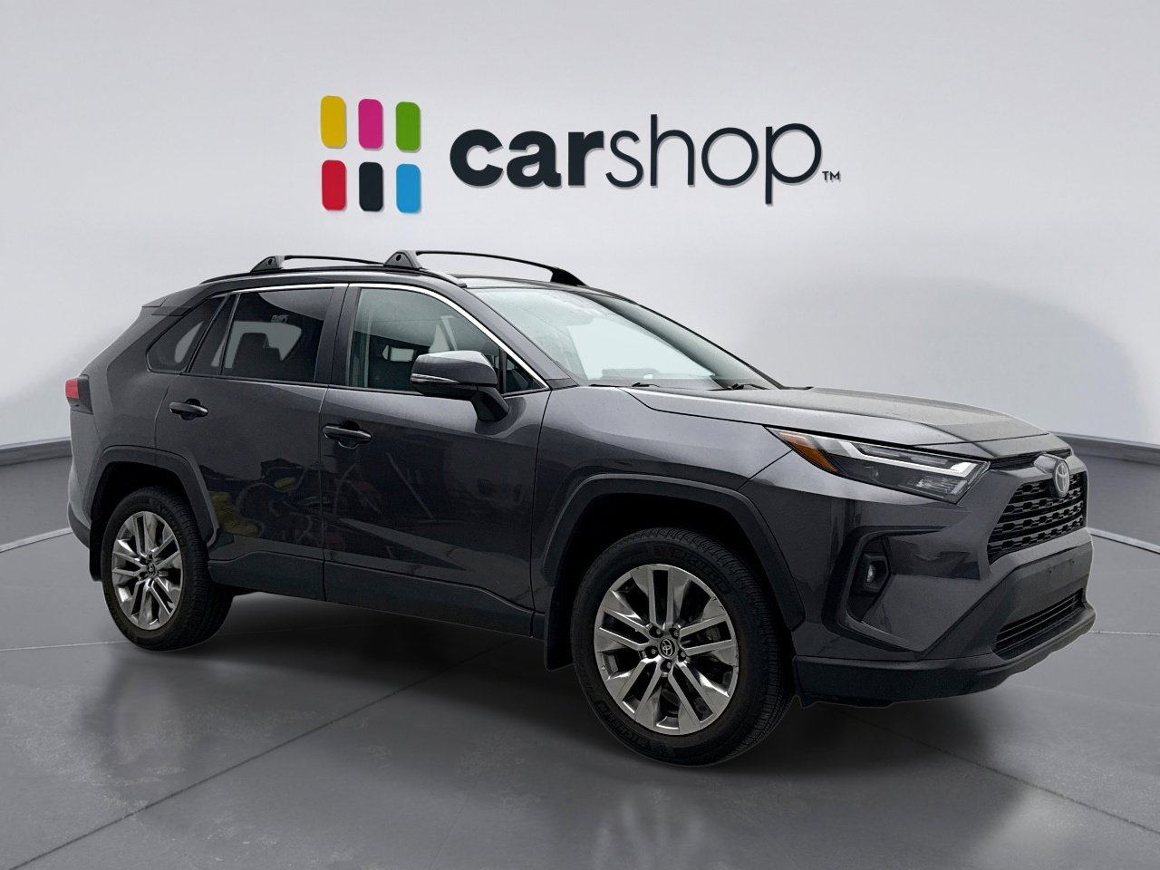 Used 2023 Toyota RAV4 XLE Premium image 7