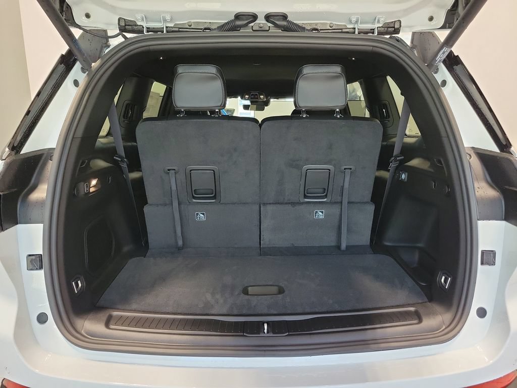 New 2026 Jeep Grand Cherokee L Limited AWD/4WD image 7