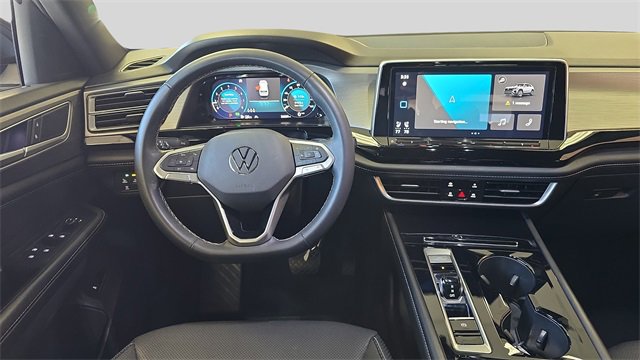 Used 2024 Volkswagen Atlas Cross Sport SE image 9