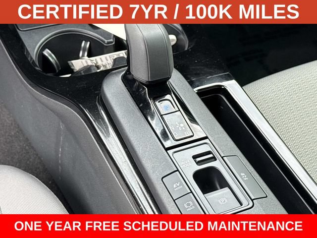 Used 2024 Toyota Prius LE FWD image 22
