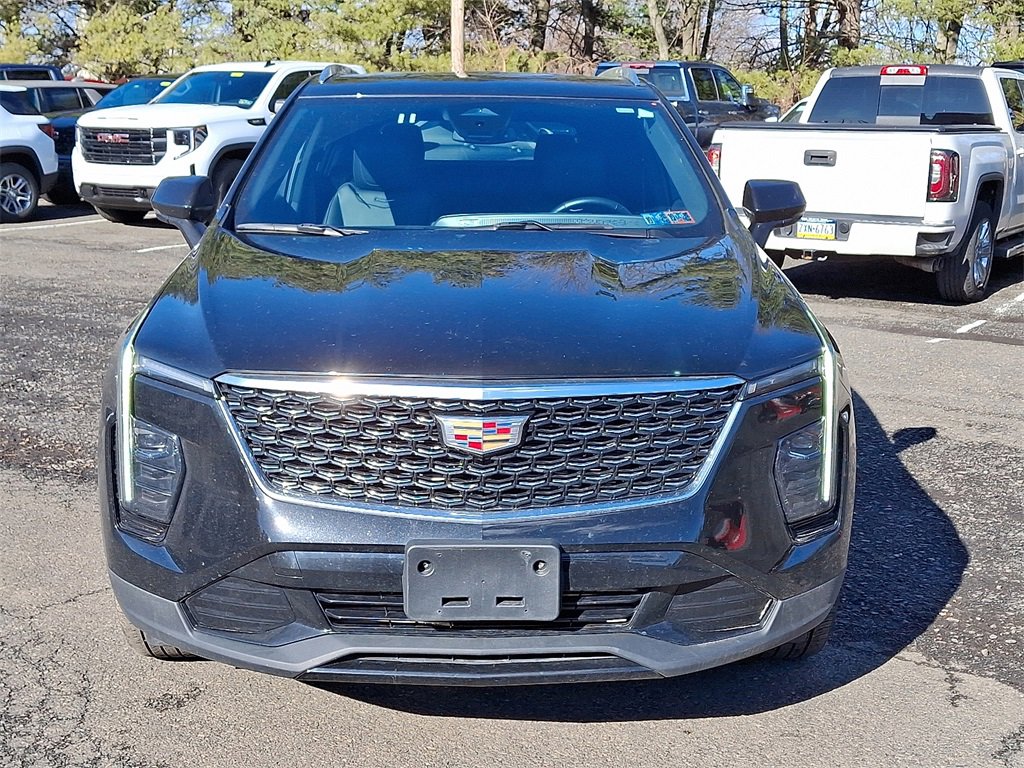 Certified 2024 Cadillac XT4 Premium Luxury image 2