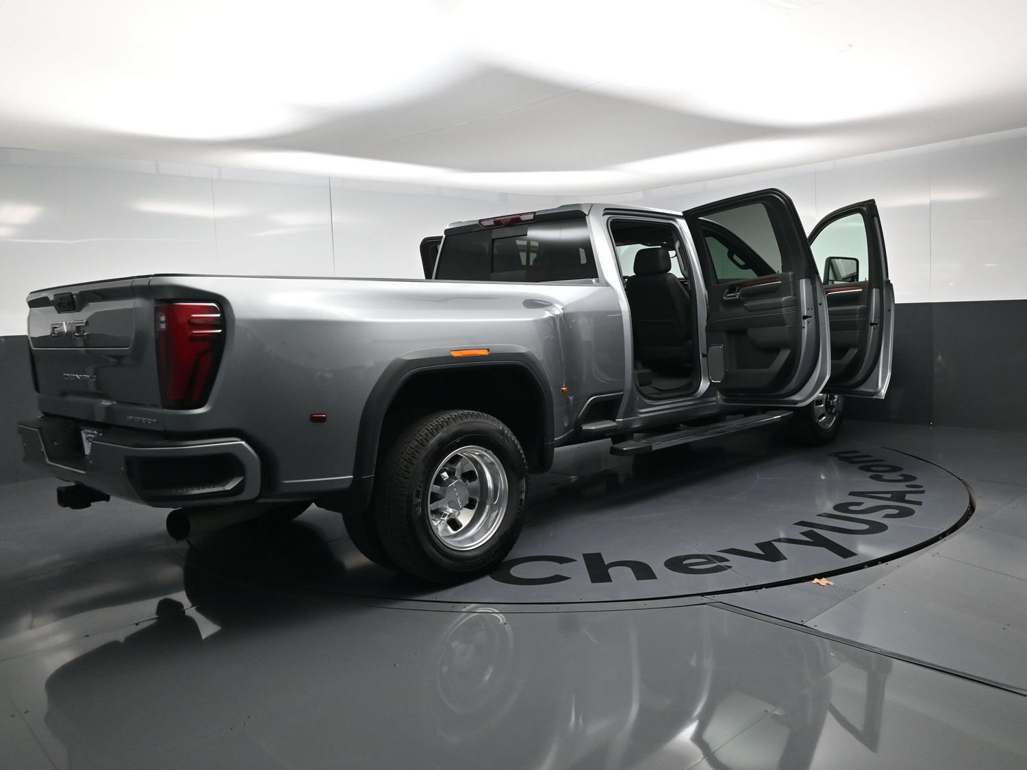 Used 2026 GMC Sierra 3500 Denali w/ Denali Reserve Package AWD/4WD image 27