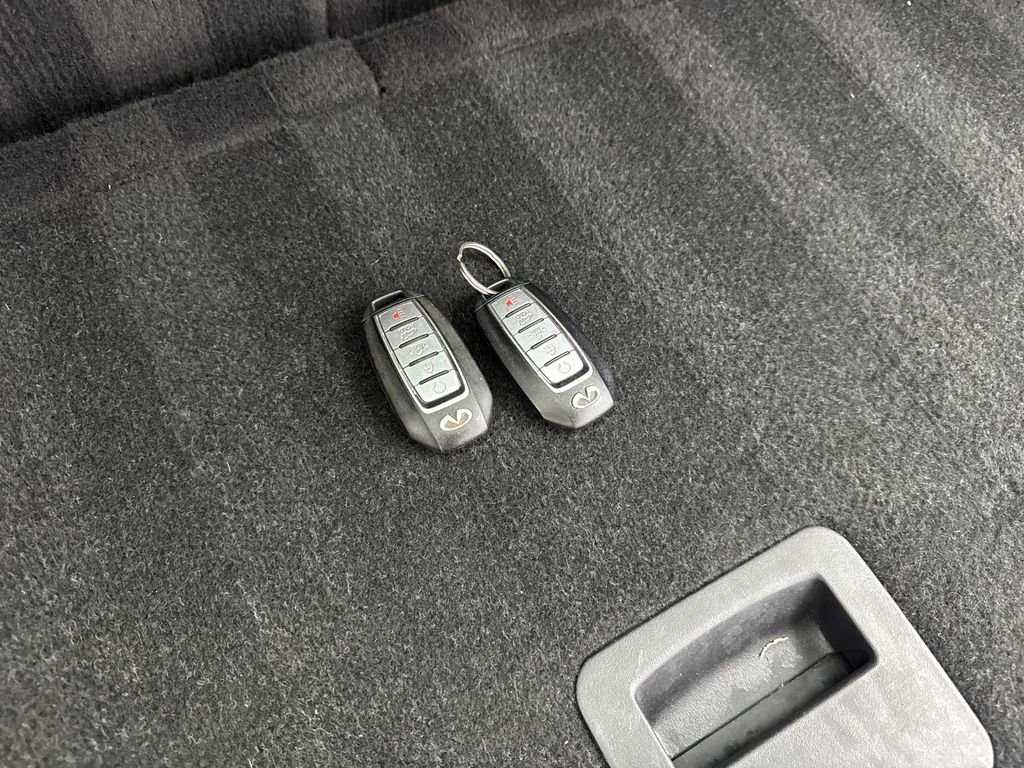 Used 2019 INFINITI QX60 Luxe w/ Essential Package image 86