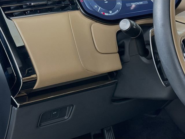 Certified 2023 Land Rover Range Rover Sport SE Dynamic image 10