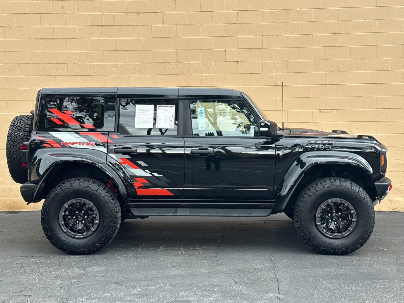 Used 2026 Ford Bronco Raptor AWD/4WD image 8