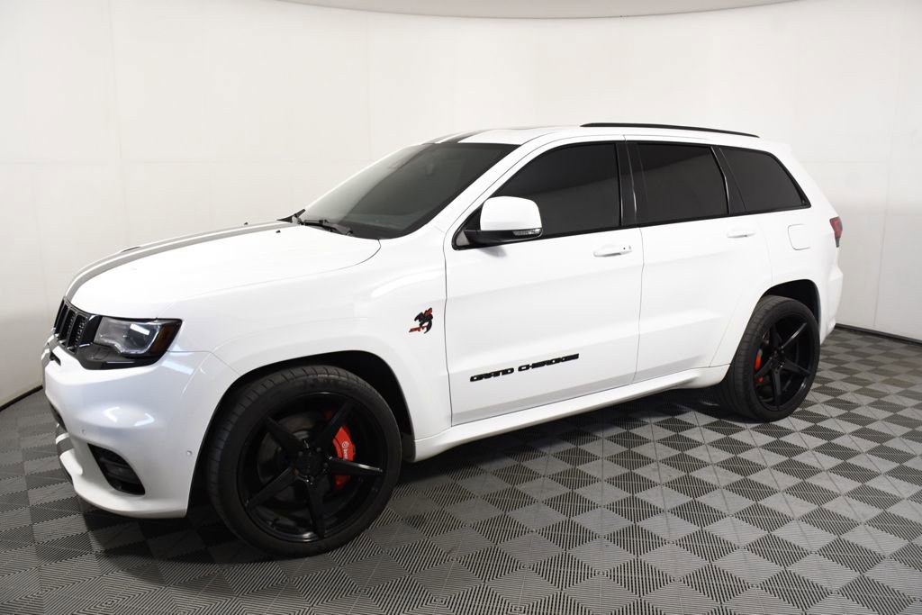 Used 2020 Jeep Grand Cherokee SRT AWD/4WD image 2