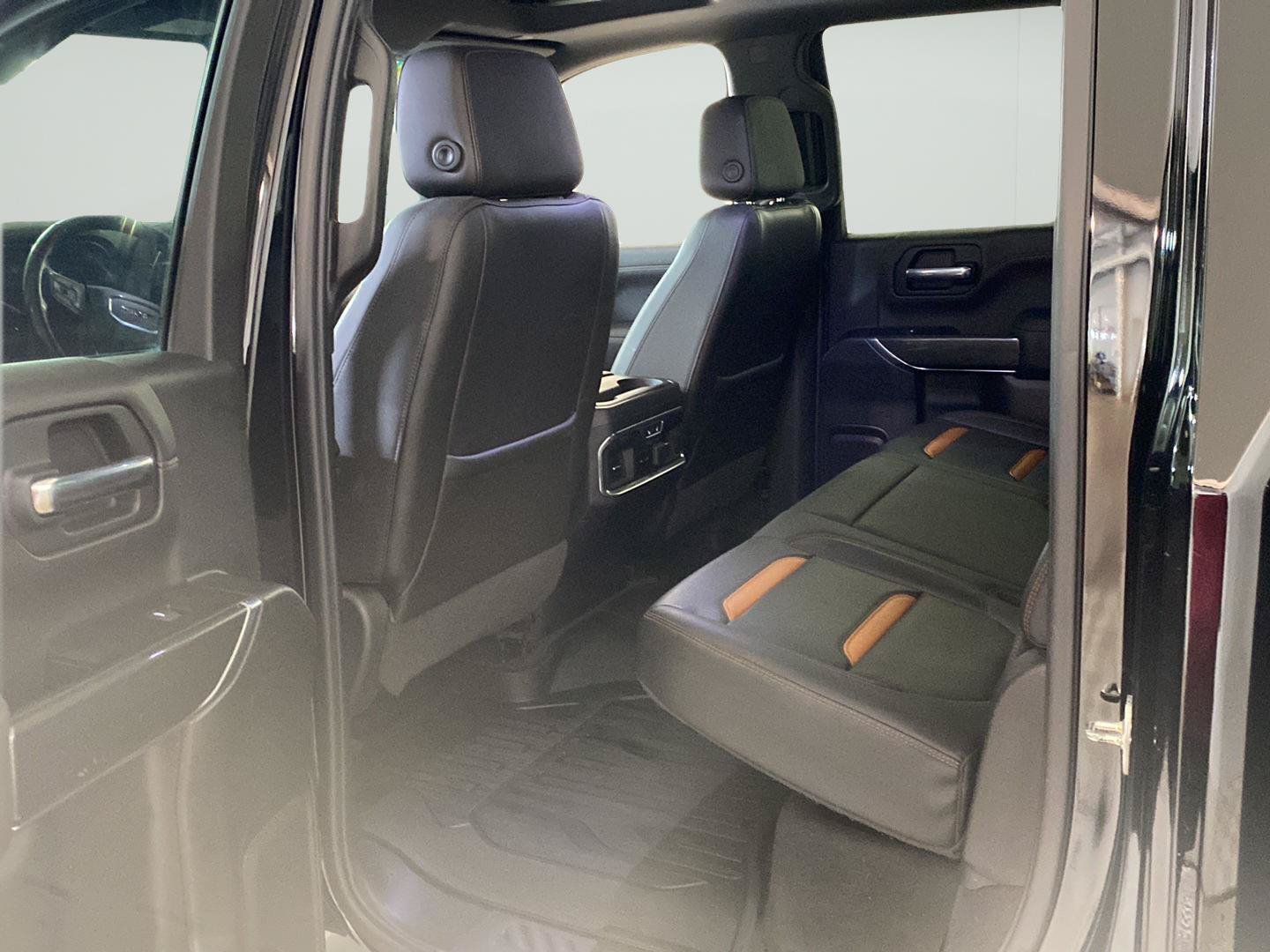 Used 2019 GMC Sierra 1500 AT4 w/ AT4 Premium Package AWD/4WD image 29
