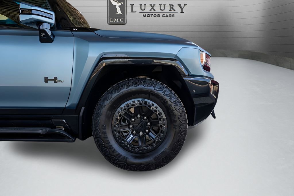 Used 2024 GMC Hummer EV 3X w/ Omega Edition AWD/4WD image 9