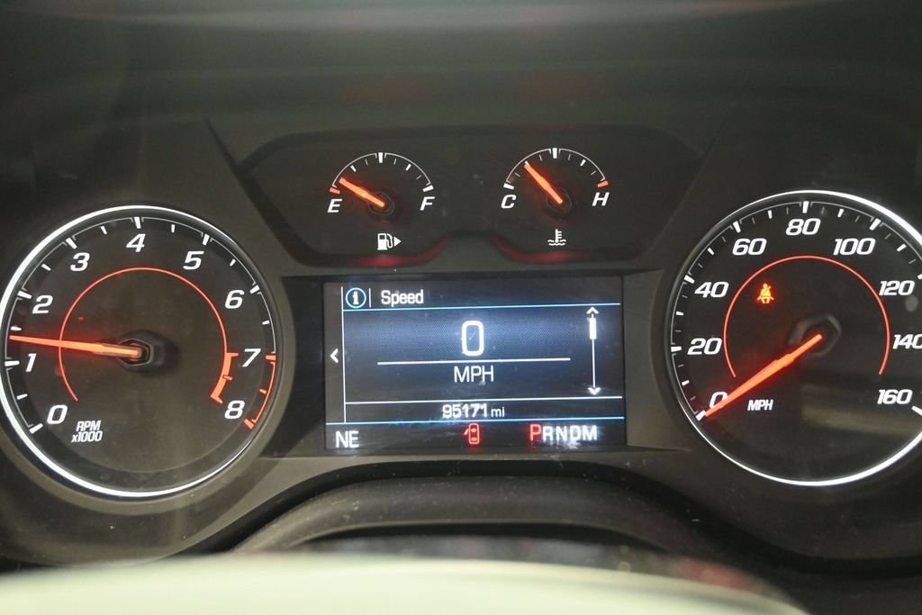 Used 2020 Chevrolet Camaro LT RWD image 13