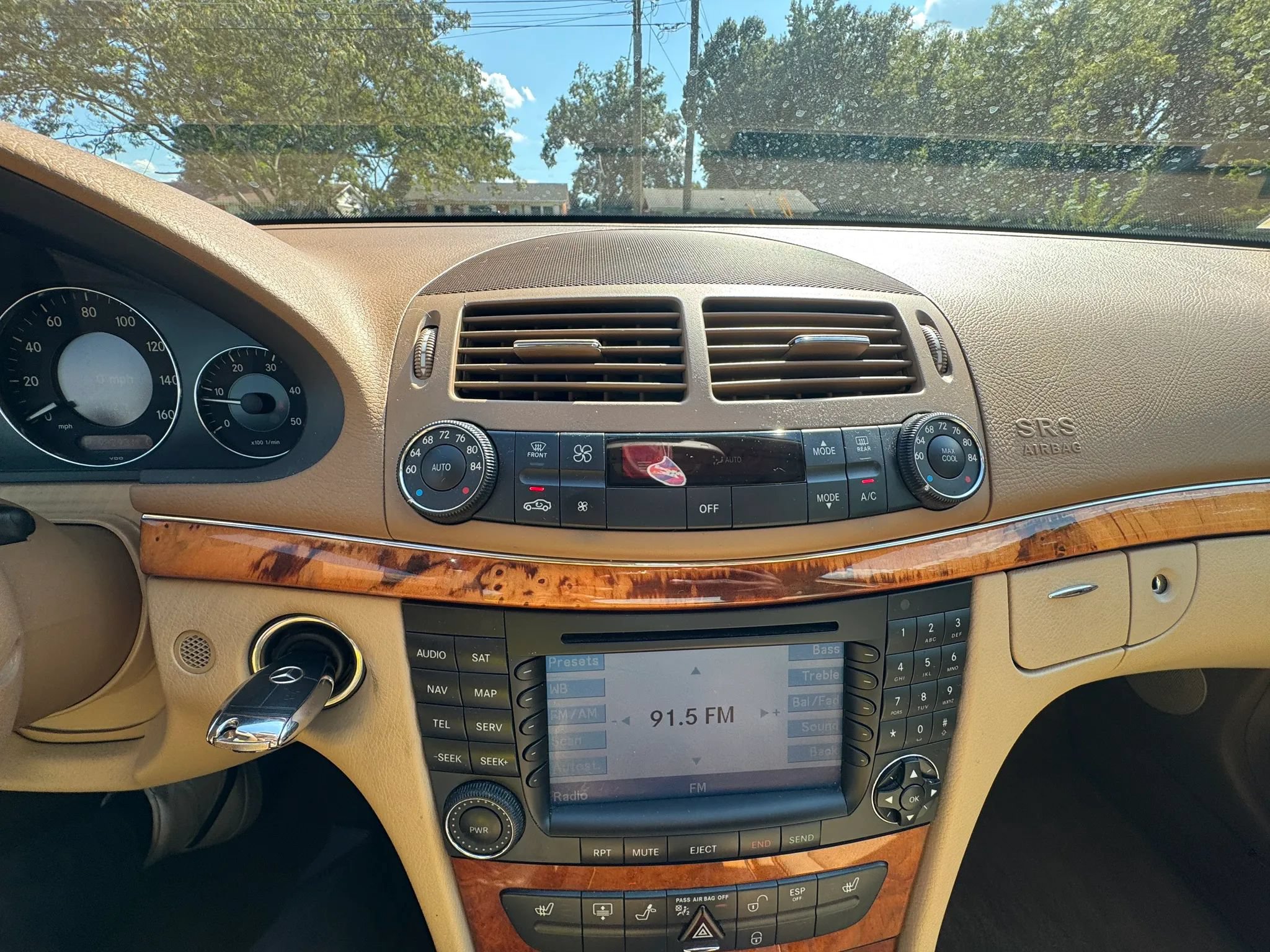 Used 2007 Mercedes-Benz E 320 BlueTEC Sedan image 28