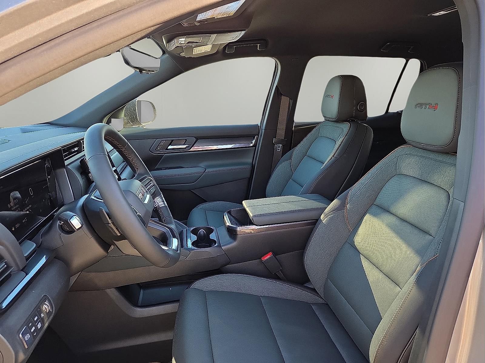 Used 2026 GMC Terrain AT4 w/ Technology Package II image 13