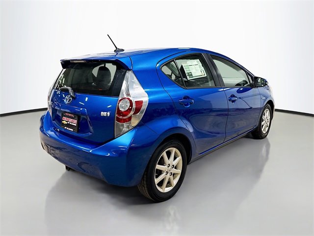 Used 2014 Toyota Prius C Four image 7