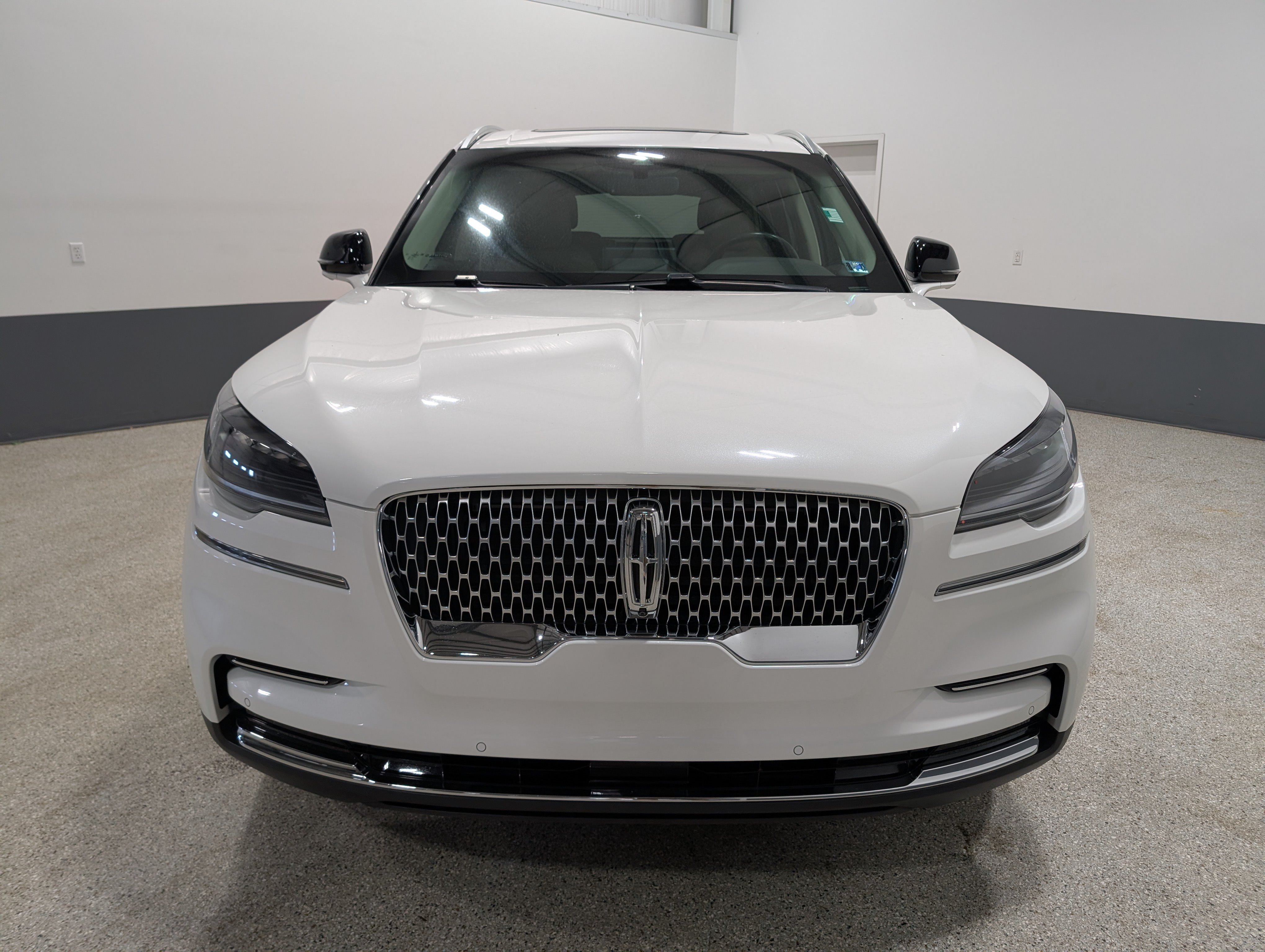 Used 2022 Lincoln Aviator Reserve w/ Elements Package Plus AWD/4WD image 8