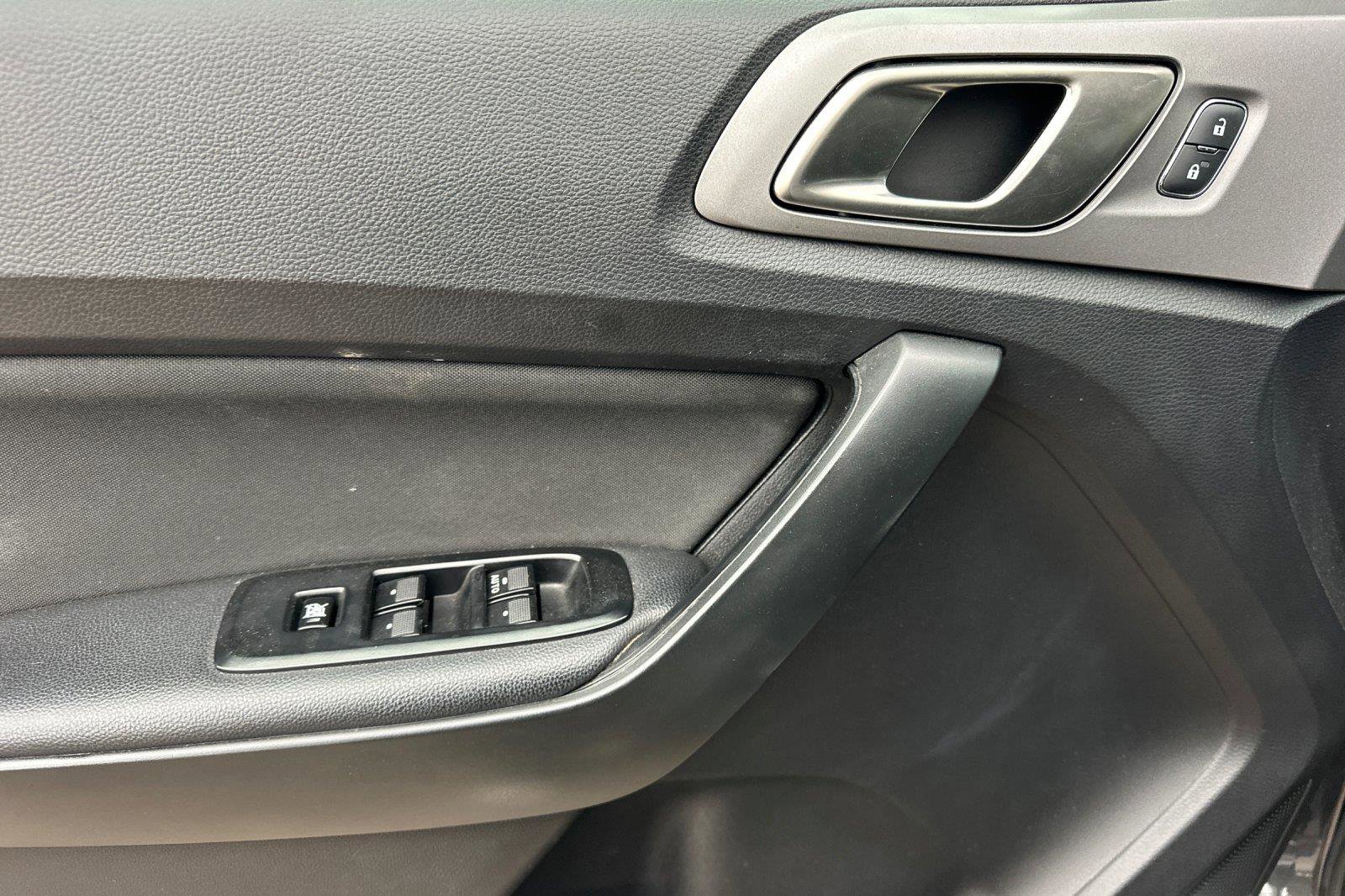 Used 2019 Ford Ranger XLT w/ Equipment Group 301A Mid image 10