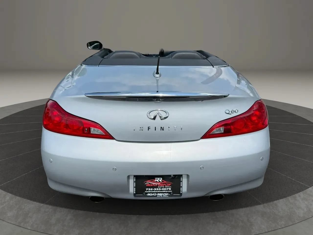Used 2014 INFINITI Q60 Convertible w/ Premium Package RWD image 18