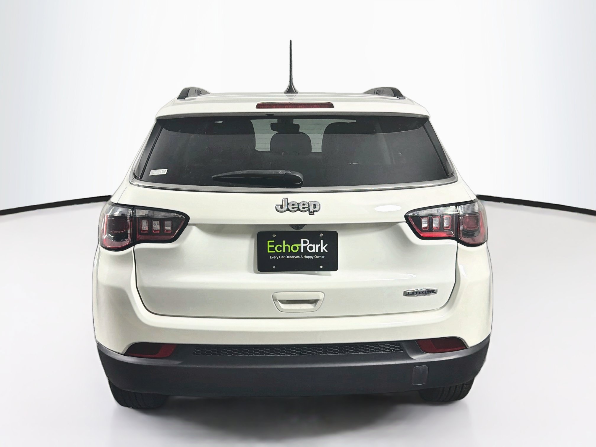 Used 2021 Jeep Compass Latitude FWD image 7