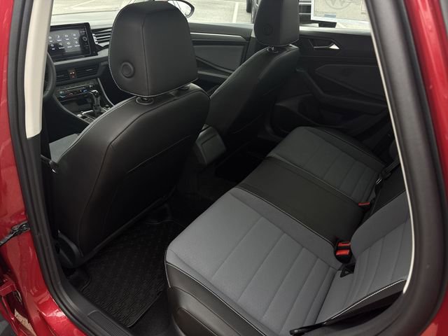 New 2026 Volkswagen Jetta SE image 22