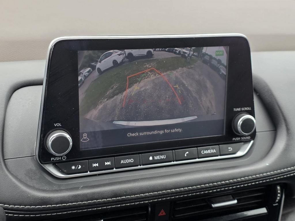 Used 2021 Nissan Rogue SL FWD image 18