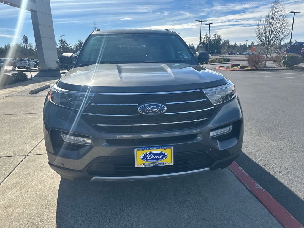 Used 2020 Ford Explorer XLT w/ Equipment Group 202A image 7