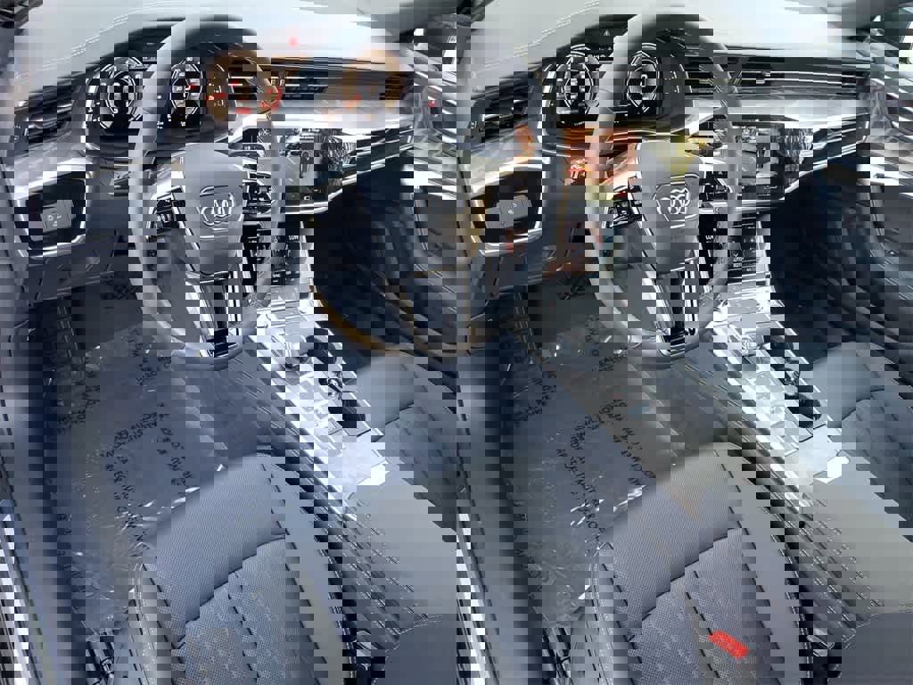 New 2025 Audi A6 Premium Plus image 10