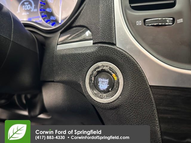 Used 2022 Chrysler 300 Touring L image 16