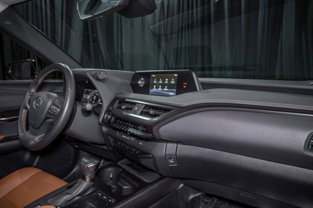 Used 2021 Lexus UX 250h w/ Premium Package AWD/4WD image 15