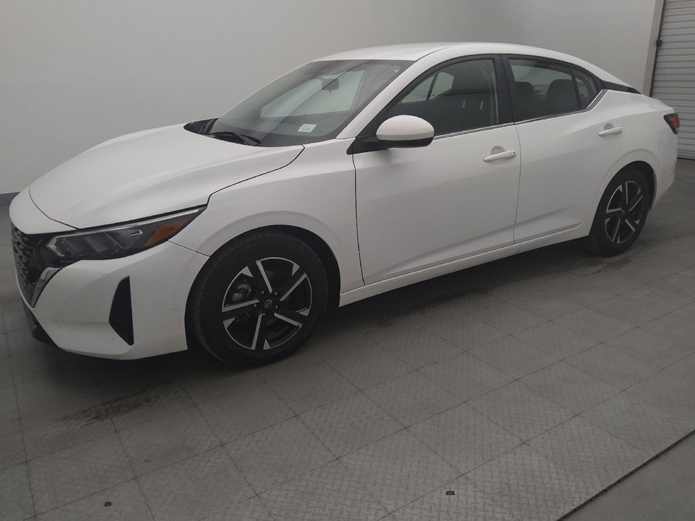 Used 2024 Nissan Sentra SV image 2