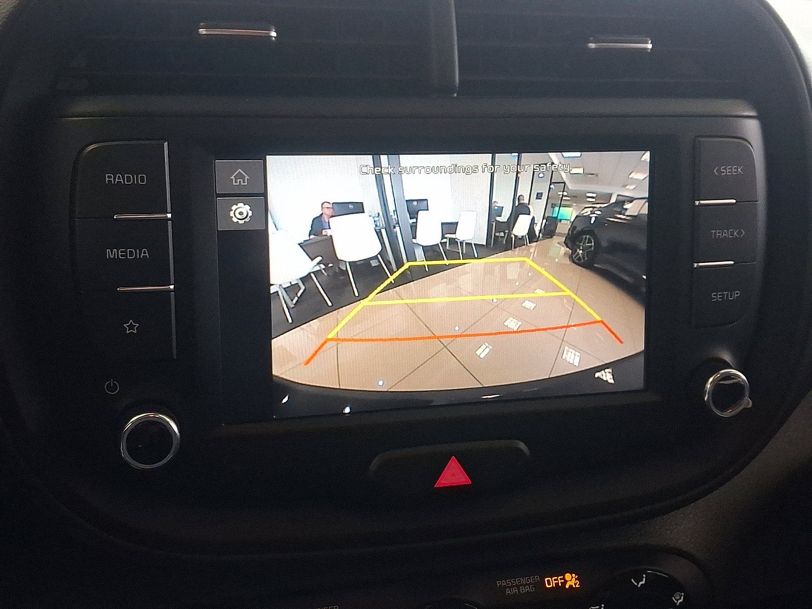 Certified 2023 Kia Soul LX w/ LX Technology Package FWD image 17