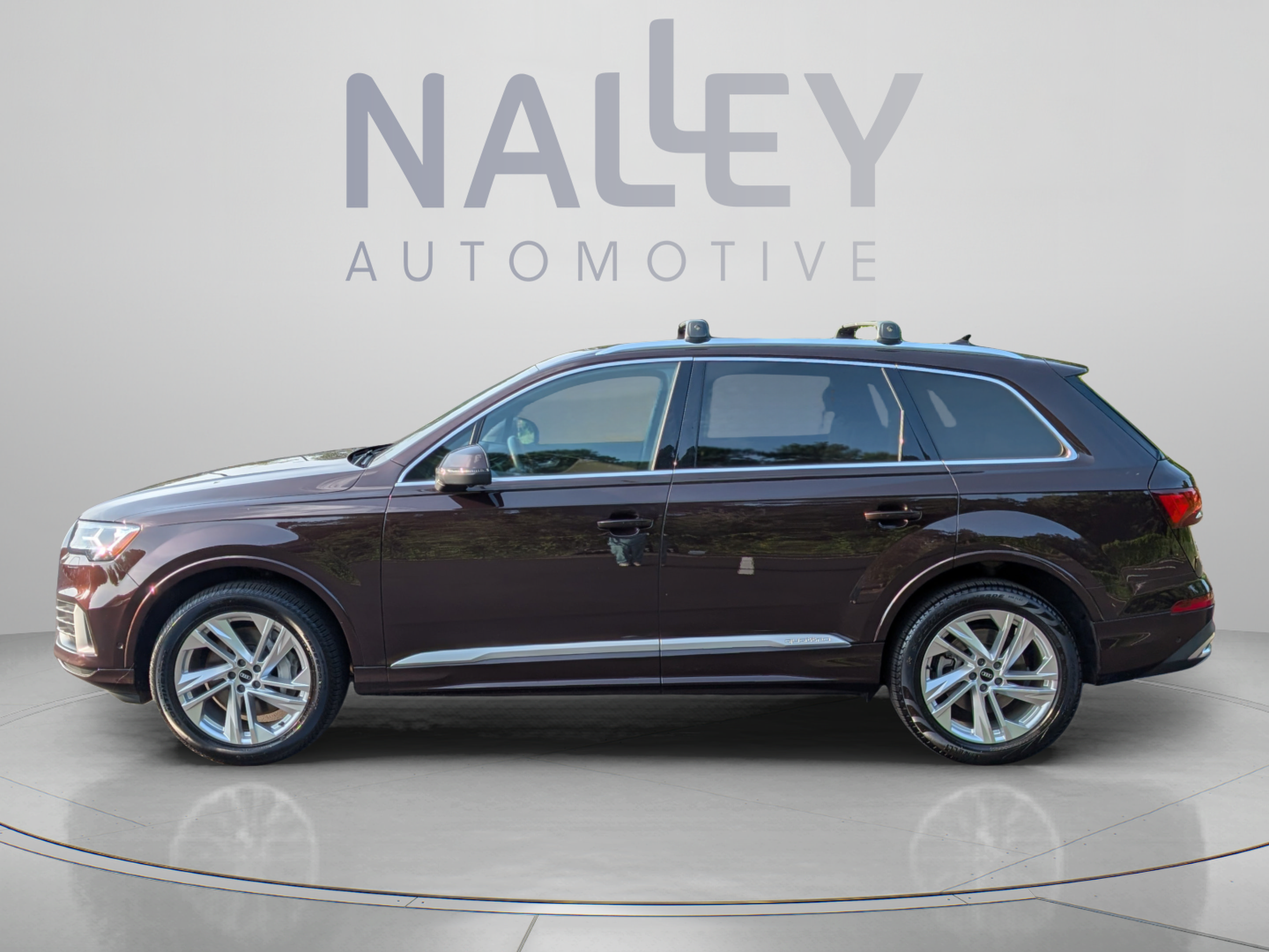 Used 2021 Audi Q7 2.0T Premium Plus w/ Executive Package AWD/4WD image 2