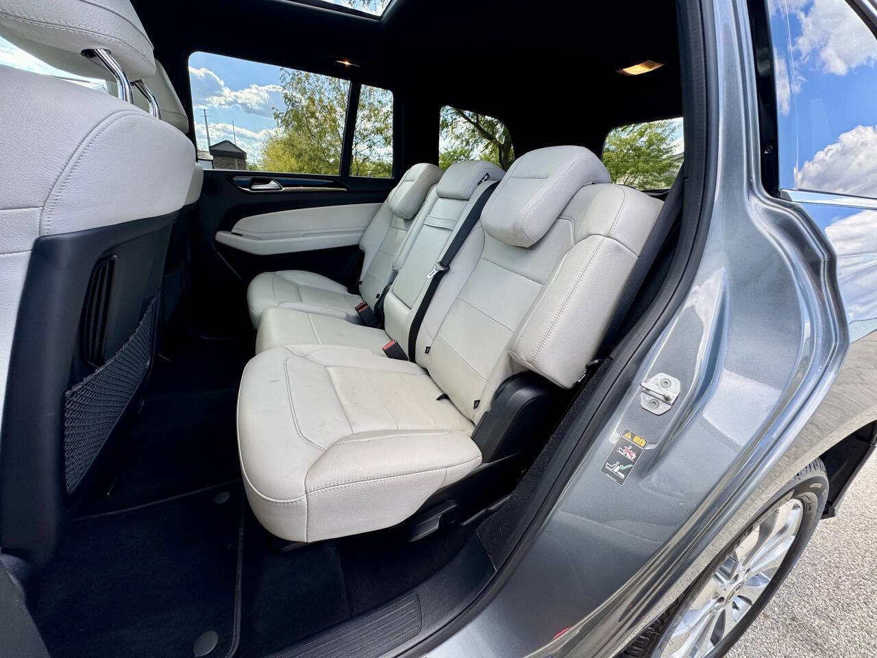 Used 2018 Mercedes-Benz GLS 450 4MATIC image 31