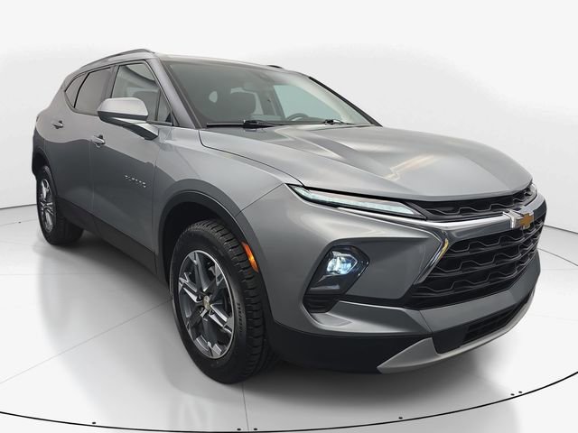 Used 2024 Chevrolet Blazer LT w/ Convenience Package image 2