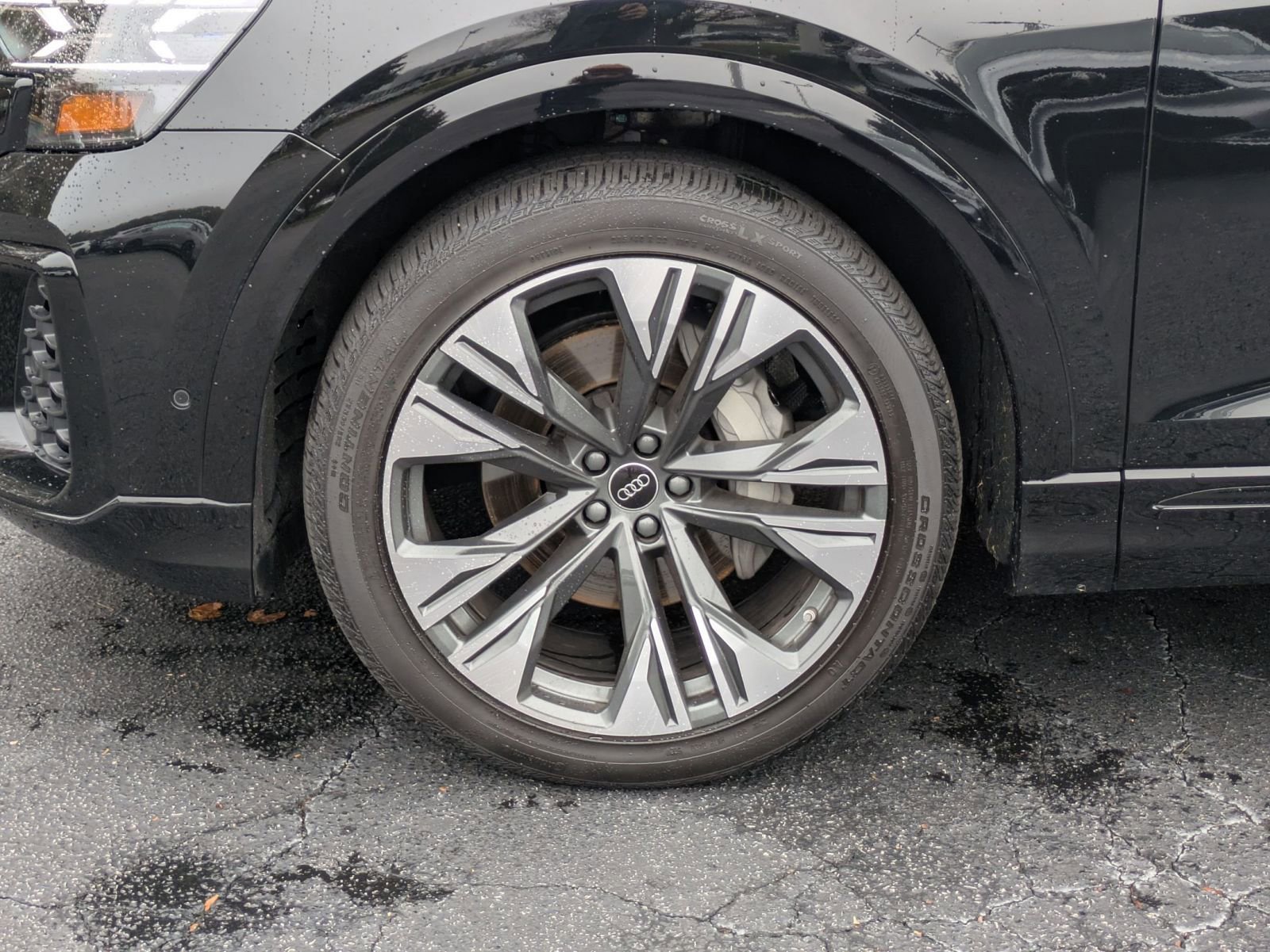 Used 2025 Audi Q8 Prestige w/ Prestige Package image 34