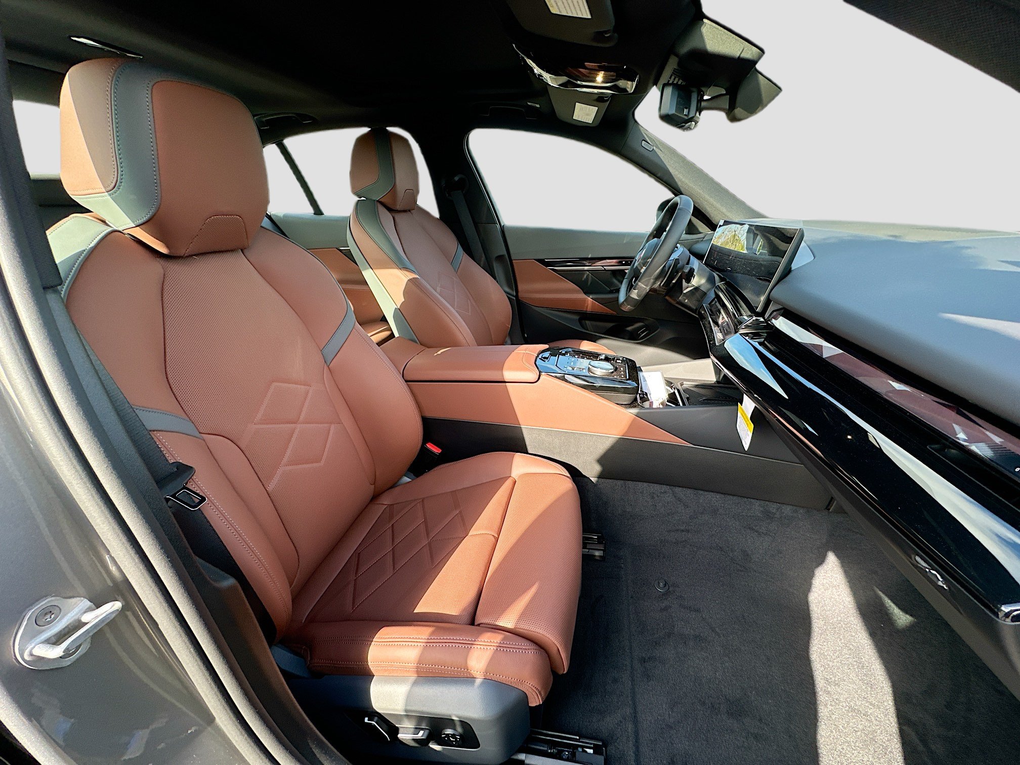 New 2027 BMW 530i RWD image 23