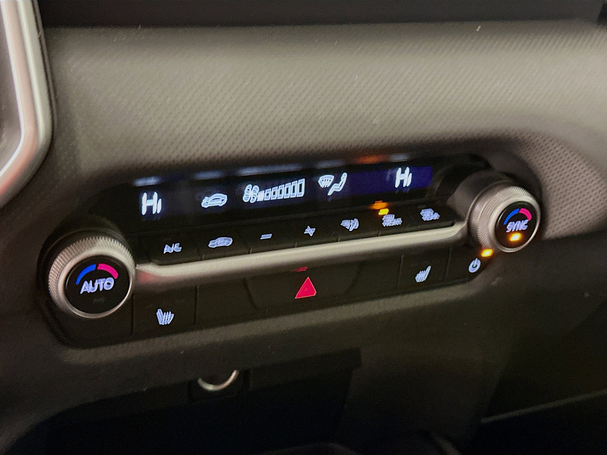 Used 2025 MAZDA CX-50 AWD 2.5 S w/ Premium Package image 24