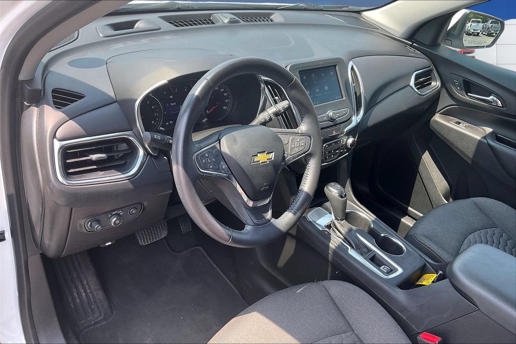 Used 2021 Chevrolet Equinox LT w/ Driver Convenience Package FWD image 17