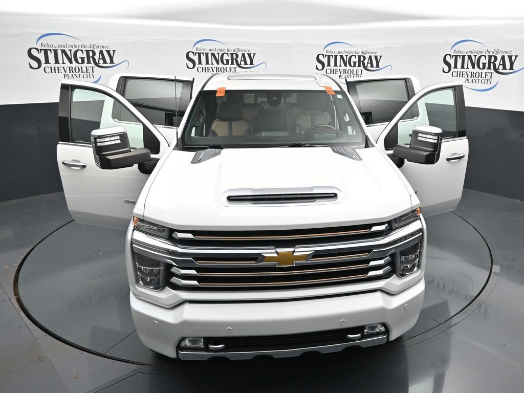 Used 2023 Chevrolet Silverado 3500 High Country AWD/4WD image 34