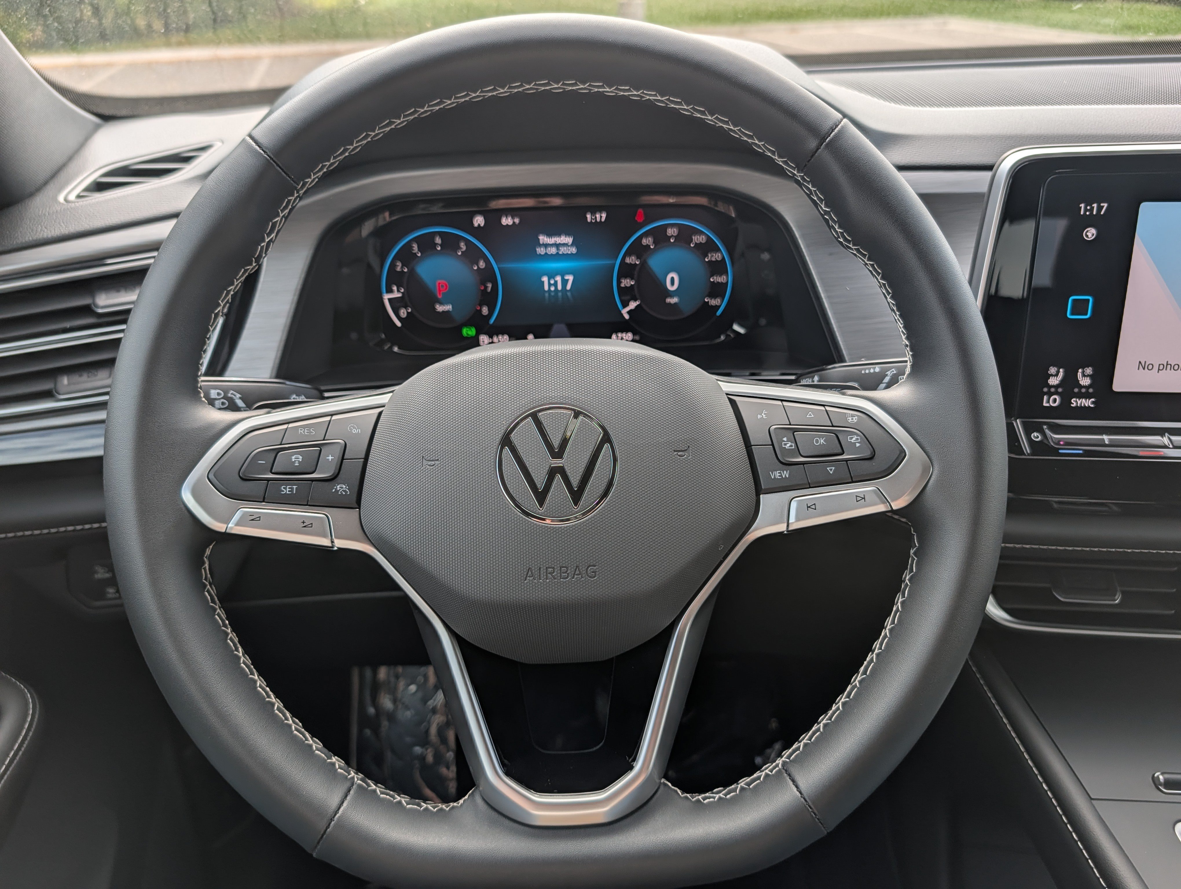 Certified 2025 Volkswagen Atlas Cross Sport SE AWD/4WD image 25