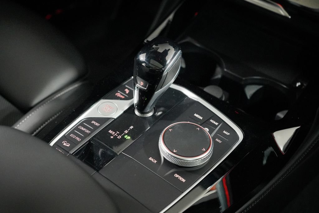 Used 2024 BMW X4 xDrive30i w/ M Sport Package AWD/4WD image 11