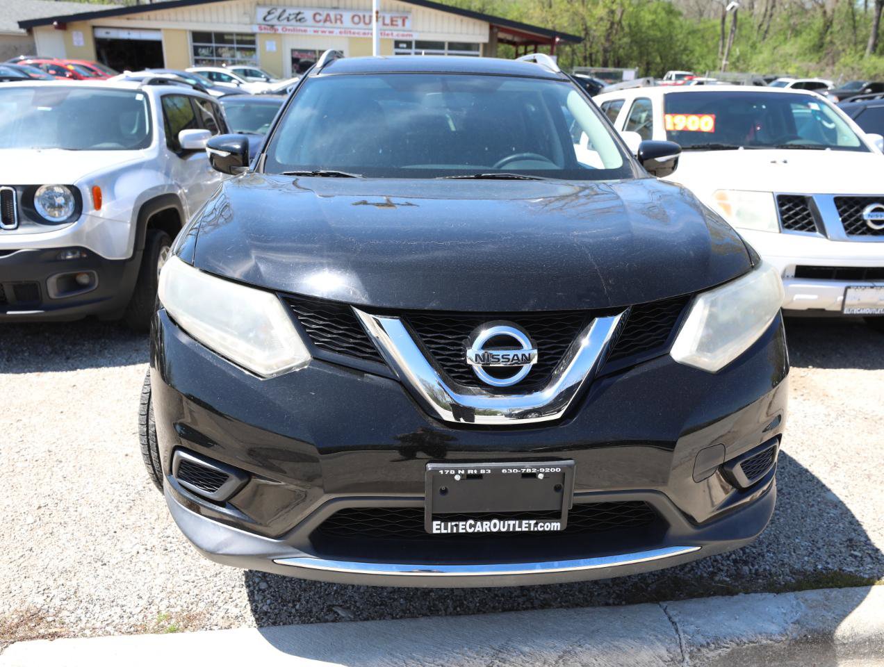 Used 2015 Nissan Rogue SV image 3