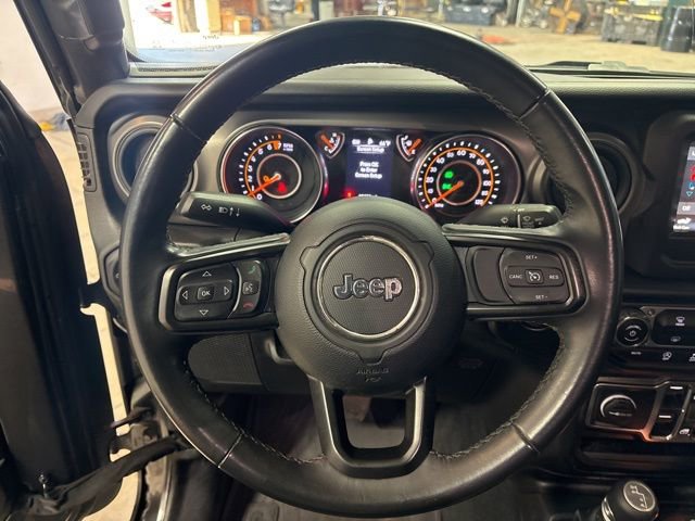 Used 2022 Jeep Gladiator Willys image 17