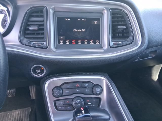 Used 2019 Dodge Challenger R/T RWD image 22