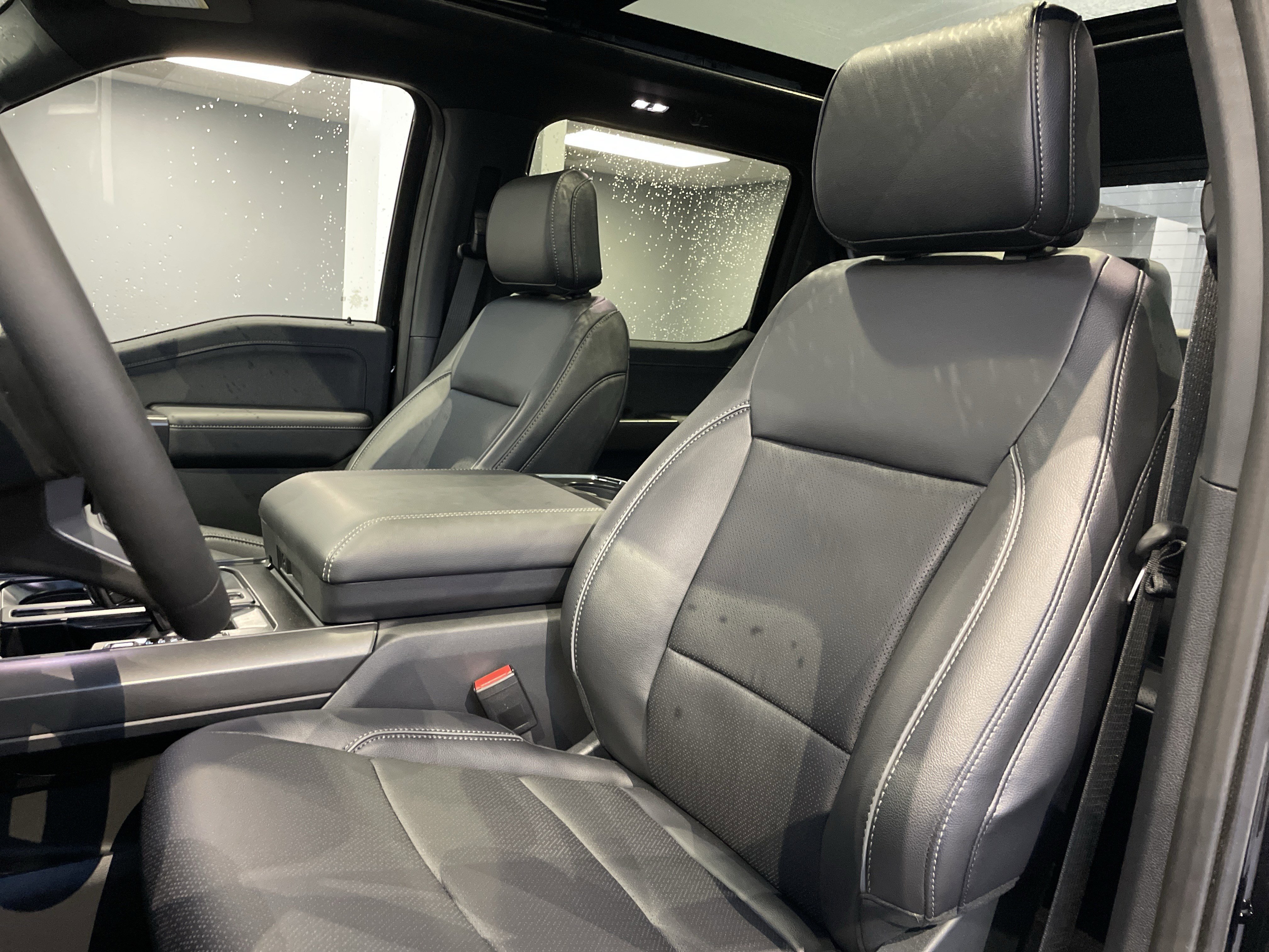 Used 2026 Ford F150 Lariat AWD/4WD image 17