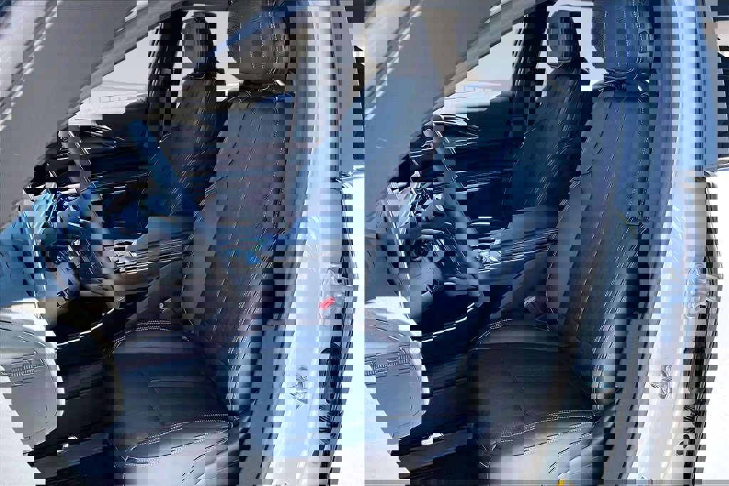 New 2026 Cadillac Lyriq Premium Sport w/ LPO, Floor Liner Package image 9