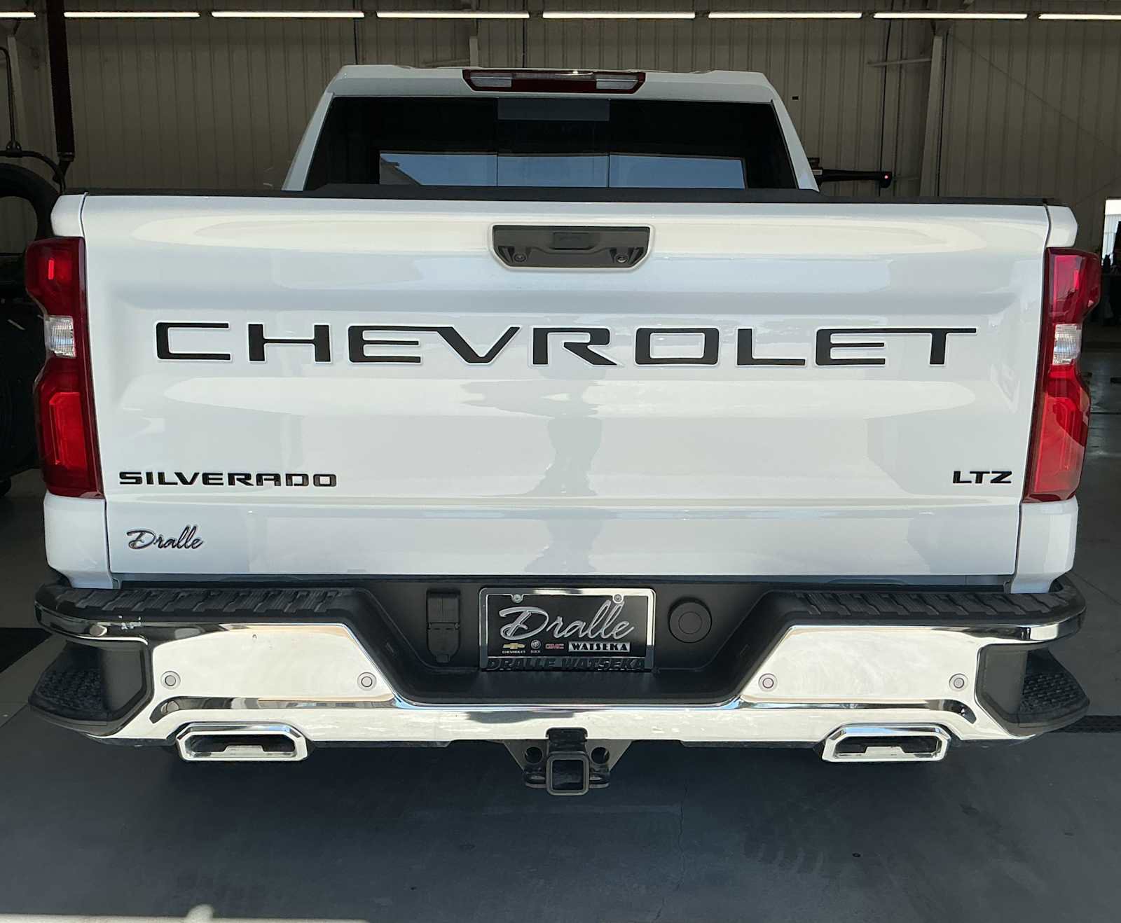 New 2026 Chevrolet Silverado 1500 LTZ w/ LTZ Premium Package AWD/4WD image 6