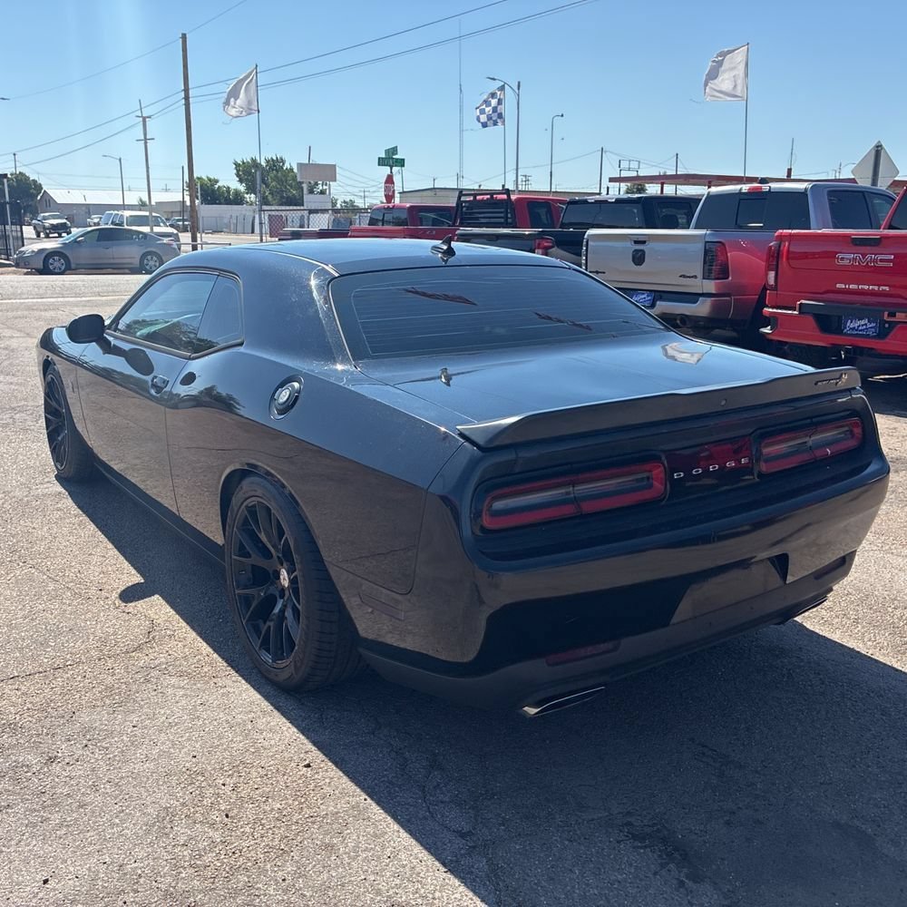 Used 2015 Dodge Challenger R/T Scat Pack w/ Leather Interior Group RWD image 8