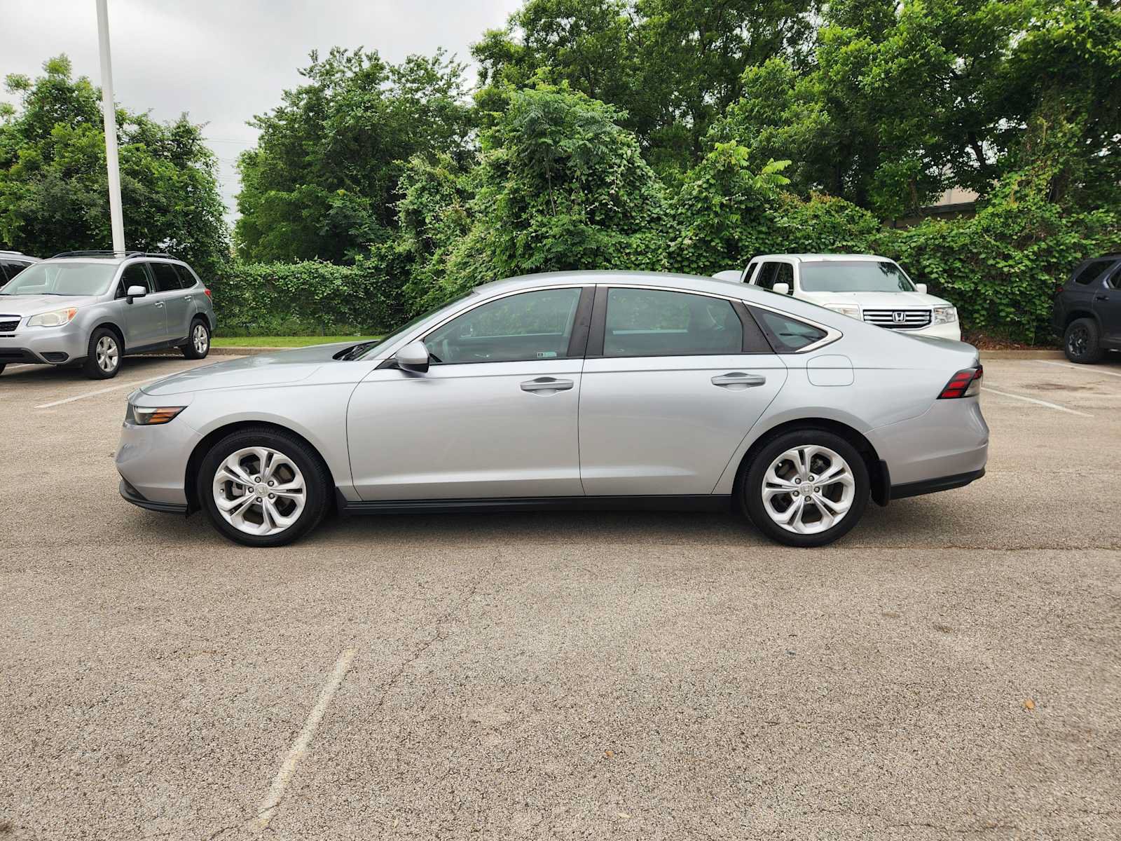 Used 2024 Honda Accord LX image 4